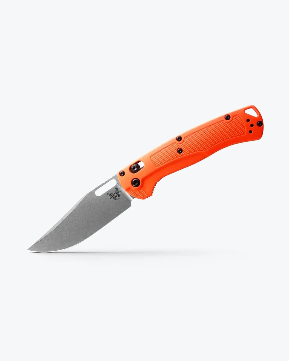 Benchmade Taggedout 15535 — 3.5 inch clip point blade